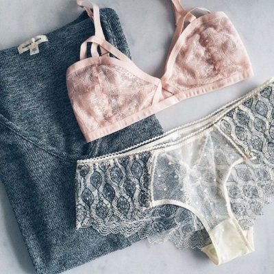 Giặt đồ lót bằng nước giặt đồ lót Tinee